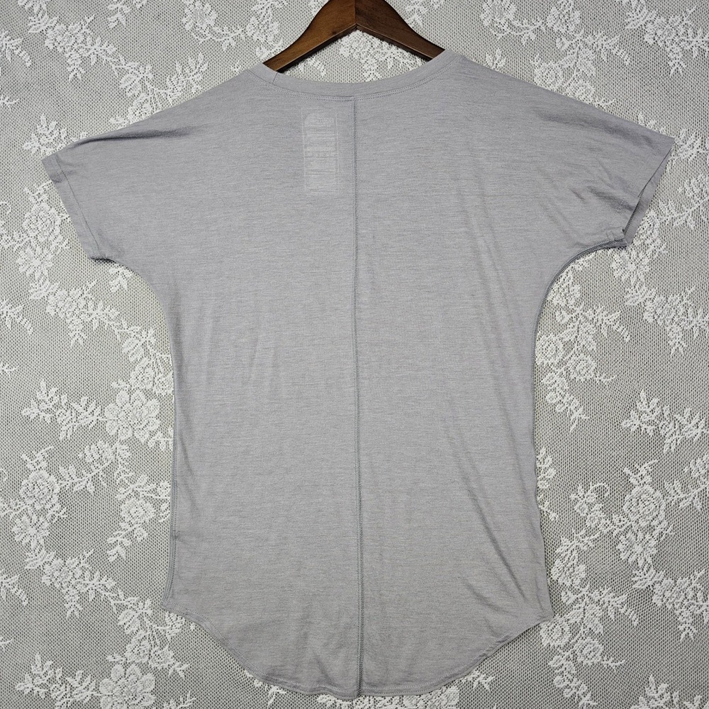 The North Face Gray American Flag Logo Relaxed Fit T Shirt Women's S Patriotic - Picture 2 of 6